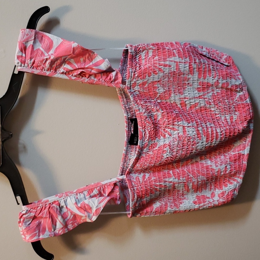 Kendall & Kylie NWT Ruffle Strap Crop Top
